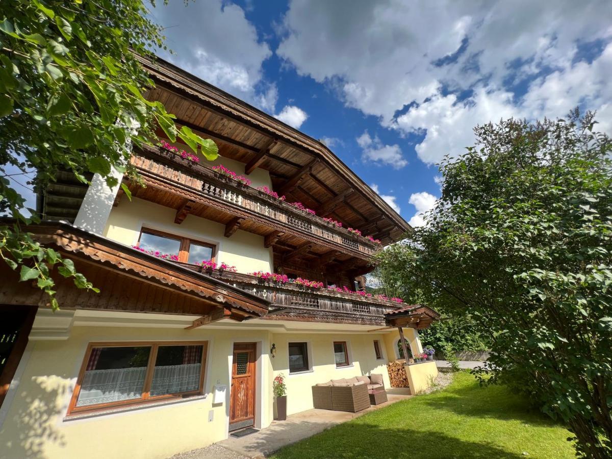 Ferienwohnung Platzhirsch Panorama View Balkon, Gartensauna, Garten, Grillplatz Stumm Exterior foto